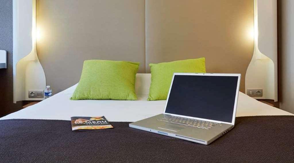Готель Campanile Prime - Nimes Centre Номер фото